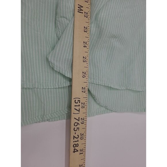 American Eagle Oversized Button Up Shirt Women's Size Small Lot of 2 - Picture 10 of 10